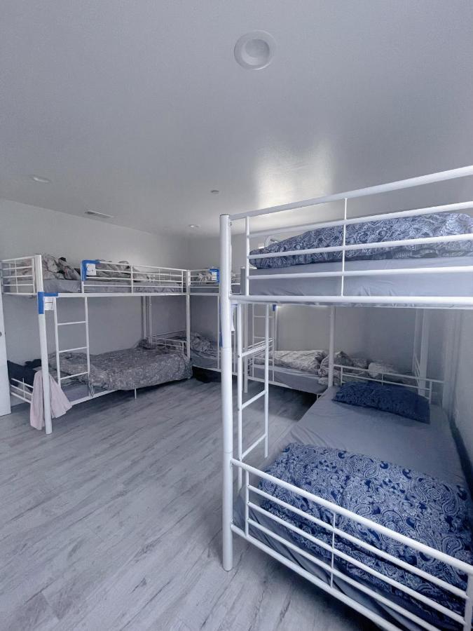 Modern Hostel In Лос-Анджелес Экстерьер фото